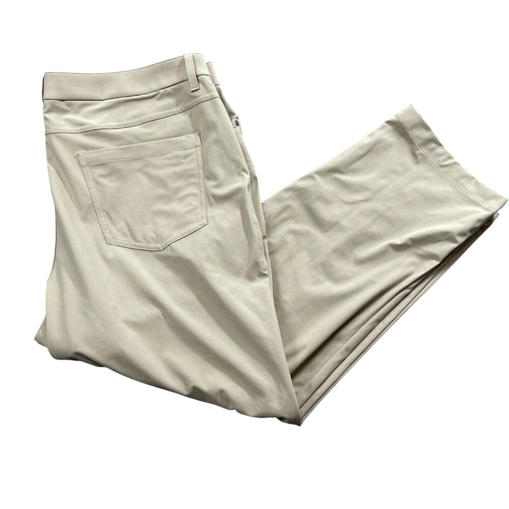Lululemon 40‎ Mens Beige Pants Zipper Pockets Straight Leg Casual Golf 40 x 28